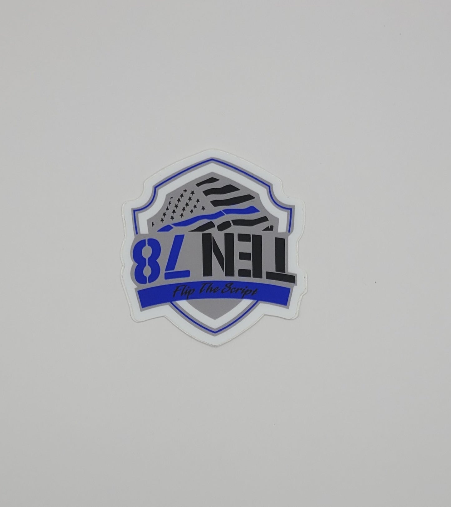 TEN78 BADGE Sticker Grey Small
