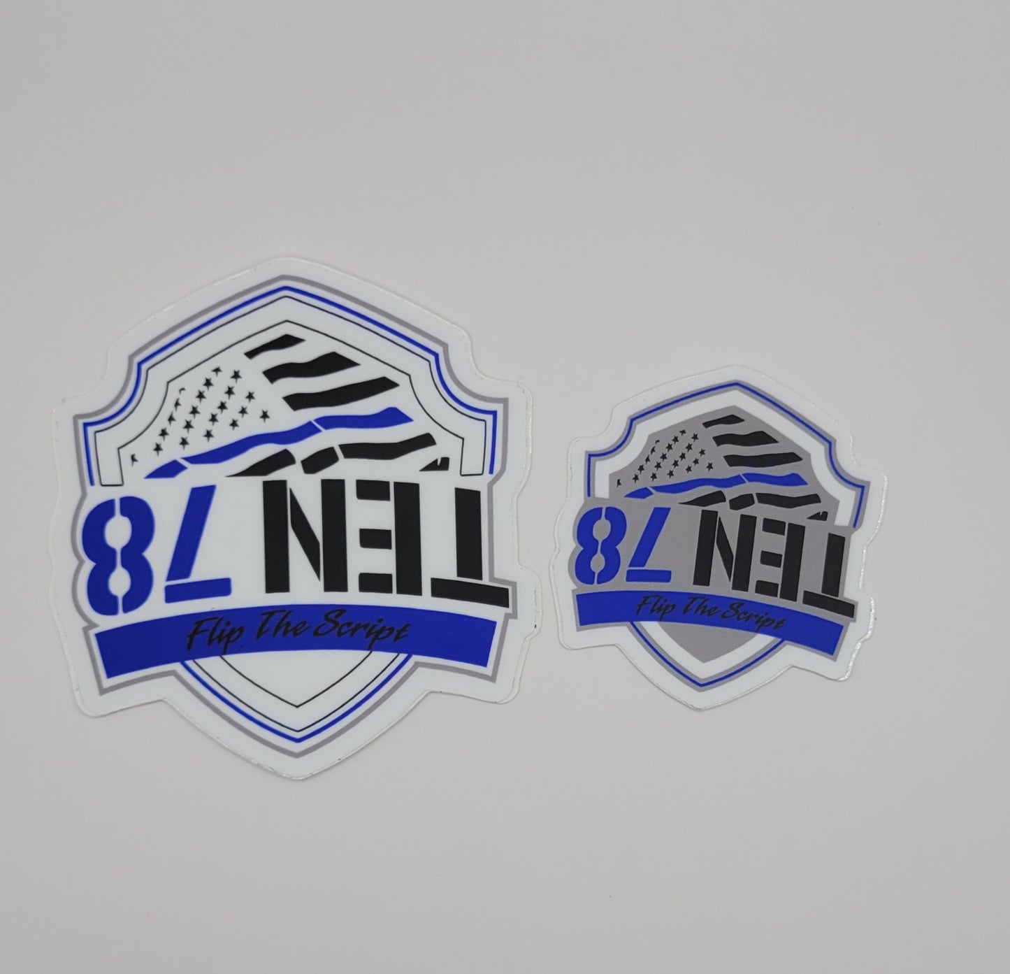 TEN78 BADGE Sticker Grey Small